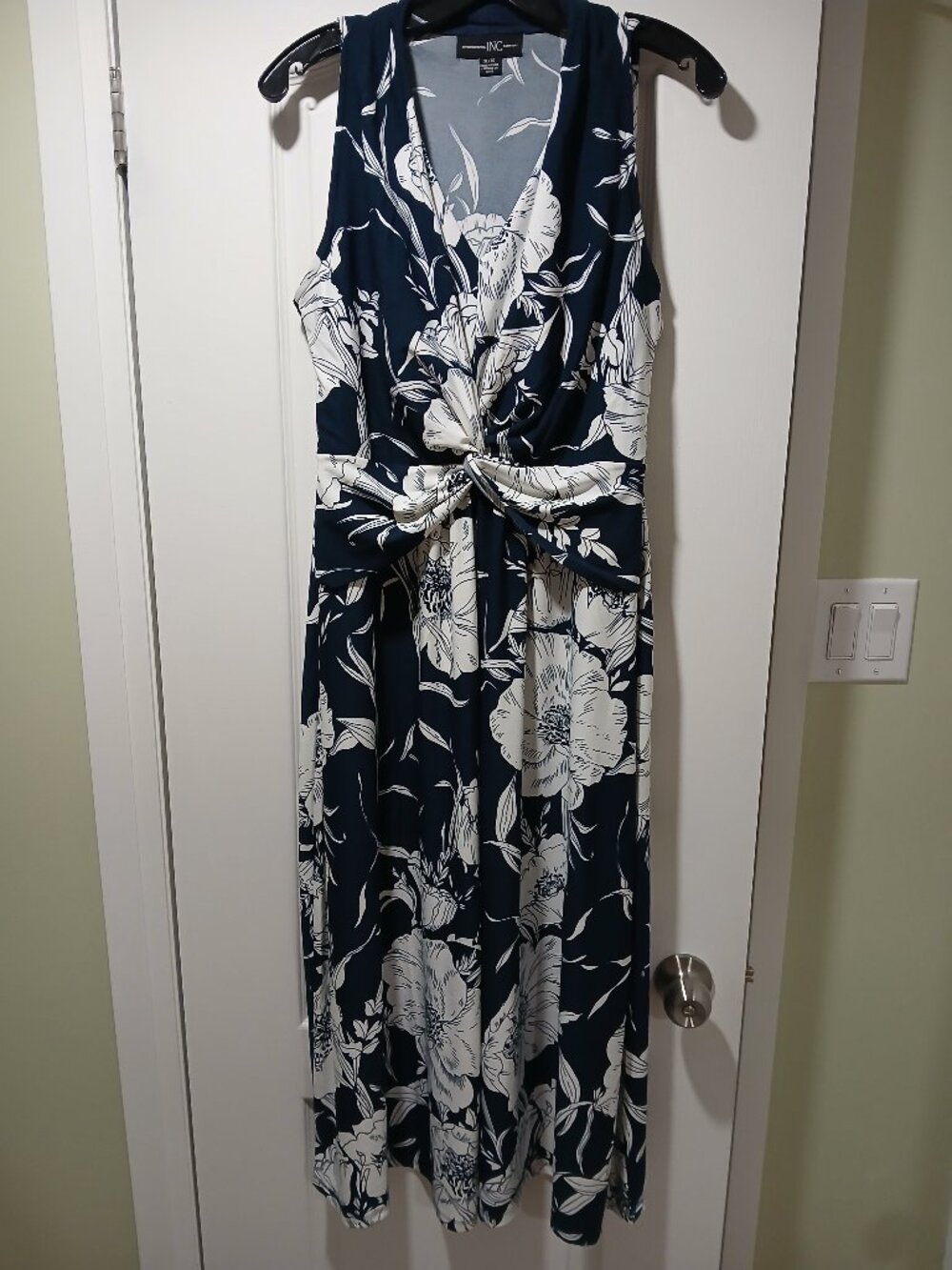 INC International Concepts Navy & White Floral Maxi Dress, XL, Worn Once